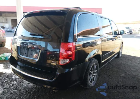 2017 Dodge Grand Caravan Sxt z USA, uszkodzony, nr VIN 2C4RDGCG3HR666641